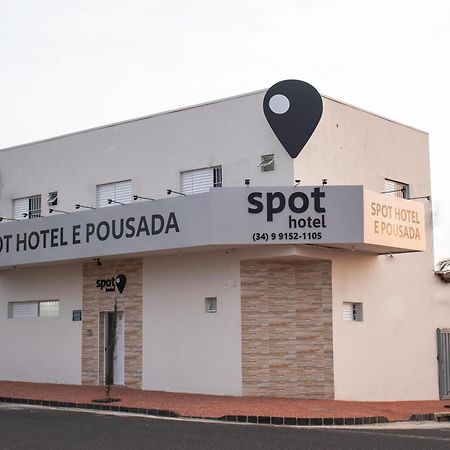 Spot Hotel E Pousada Uberlândia Exteriér fotografie